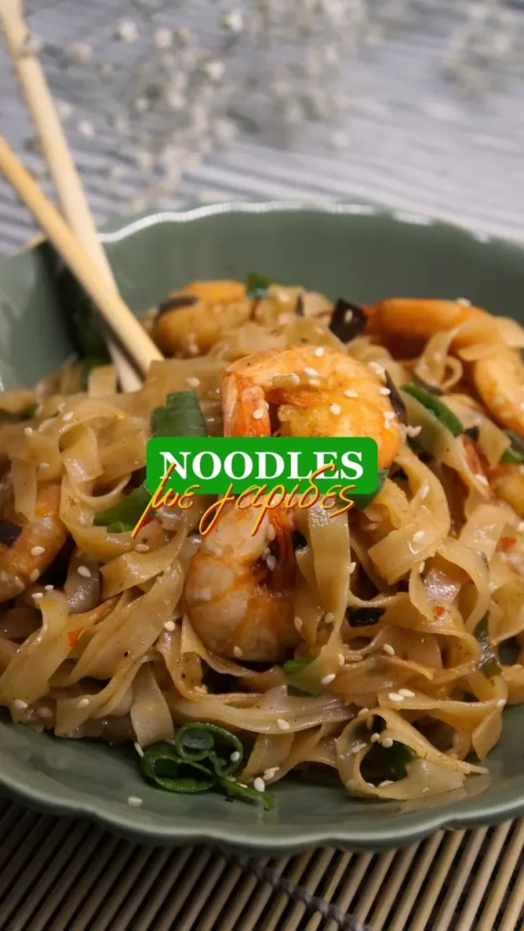 Τα πιο εύκολα noodles με γαρίδες και soya sauce